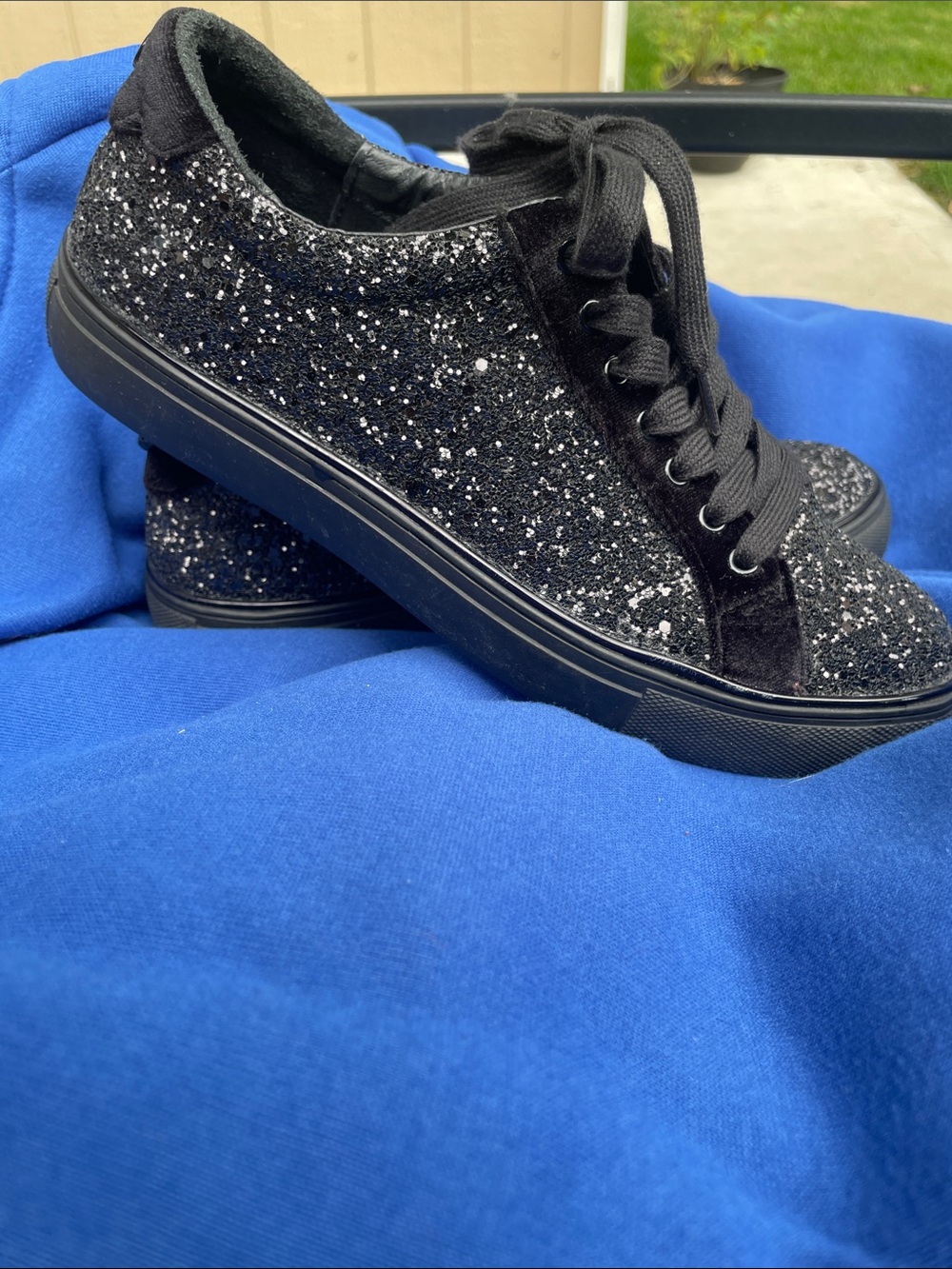 Wishbone Collection Black Glitter Lace-Up Platform Sneakers